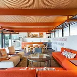 Hollywood Hills Midcentury Treehouse