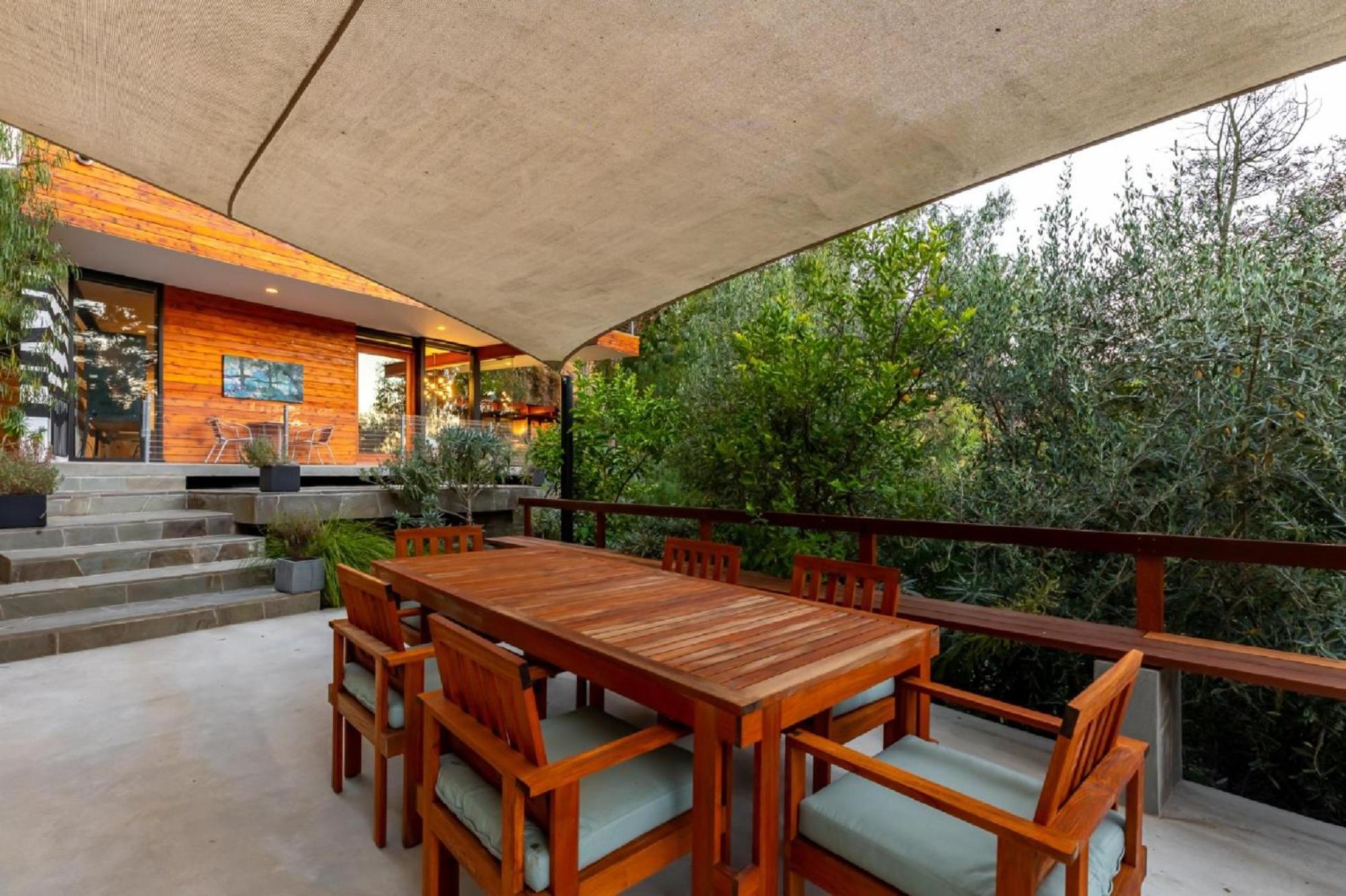 Hollywood Hills Midcentury Treehouse * Los Angeles