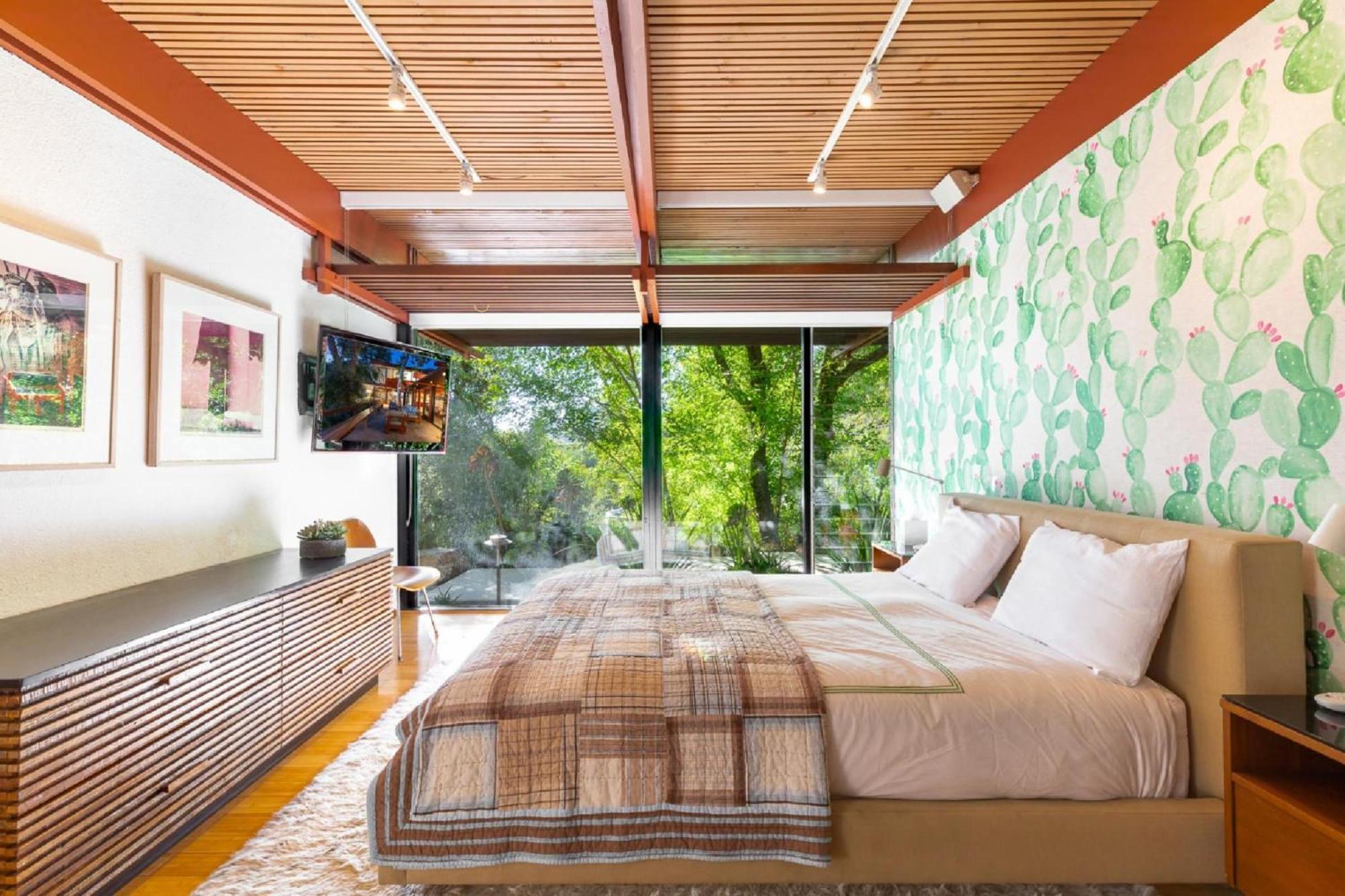 Villa Hollywood Hills Midcentury Treehouse