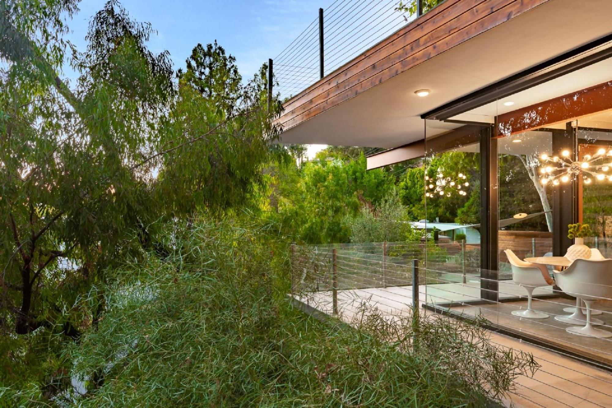 Hollywood Hills Midcentury Treehouse Villa Los Angeles